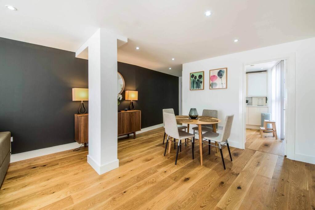 7 Borough - Spacious 2-bed, 2-bath In Prime Location Apartament